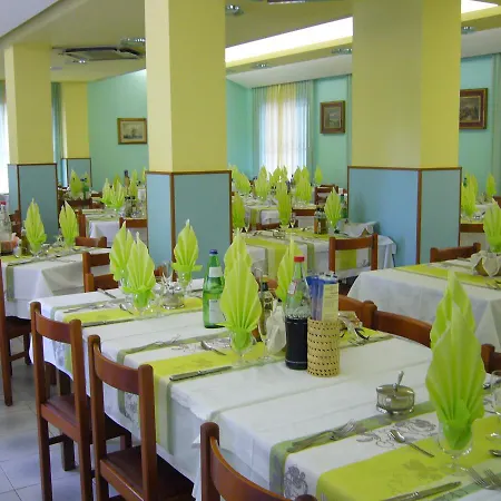 Parini Hotel